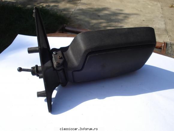 oglinda exterioara oglinda exterioara stanga, reglaj din interiorul masinii. stiu masina provine.