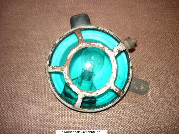 multe piese ,lichidare stoc dacia ims ,etc lampa auto-50 leieste din sticla