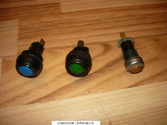 multe piese ,lichidare stoc dacia ims ,etc martori bord plastic -20 lei-toti