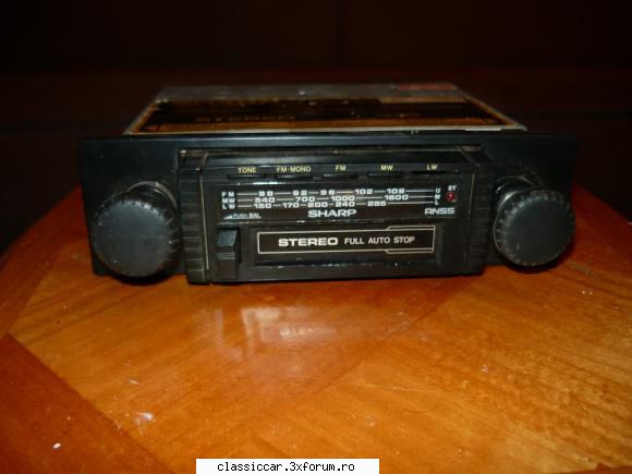 bazarul radiouri radio sharp-60 lei