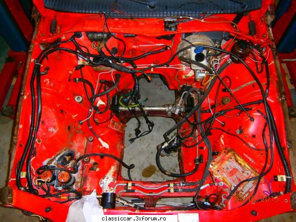 alfa romeo 2.0 -alfa corse engine bay curat ,asteapta motorul Corespondent 