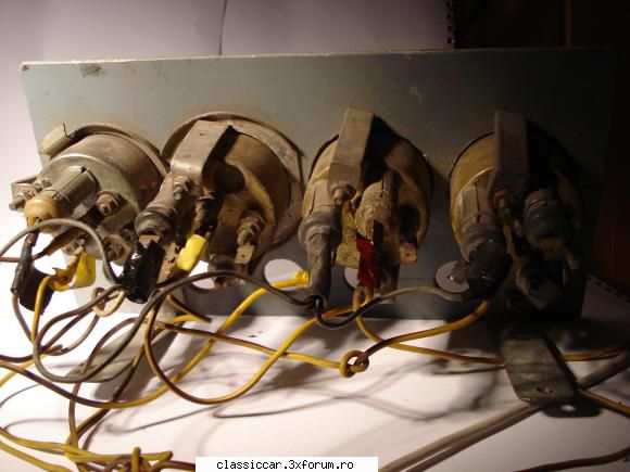 din spate piese de tot felu'