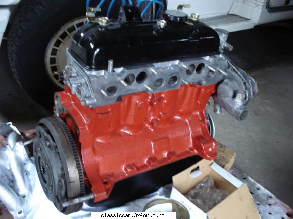 dacia 1300 -1976 incet incepe motorul trebuit reparat doar segmentat, fiindc absolut tioate prtile