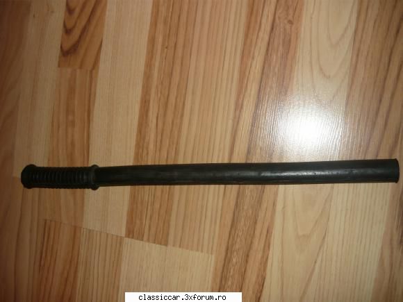 rezervat baston cauciuc de militie