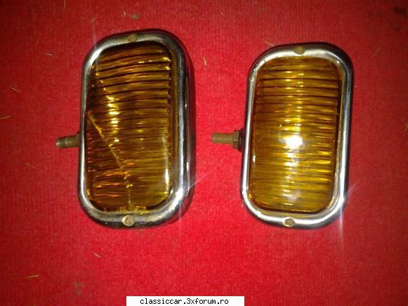 galbene vand ceata sticla dintre ele are sticla ron. prin posta romana este inclus pret.