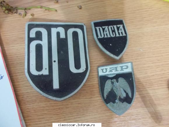 vand embleme emblema aro leistema vultur dacia lei Reporter de teren