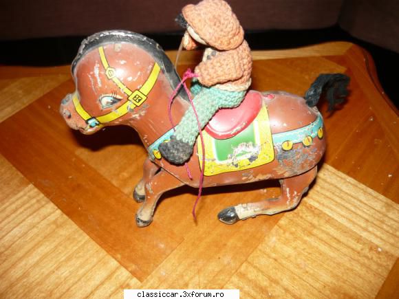 jucarii vechi din tabla romanesti calut din metal anii china pret lei