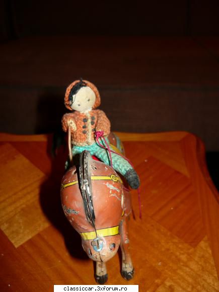 jucarii vechi din tabla romanesti poza2