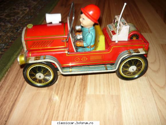 jucarii vechi din tabla romanesti poza2