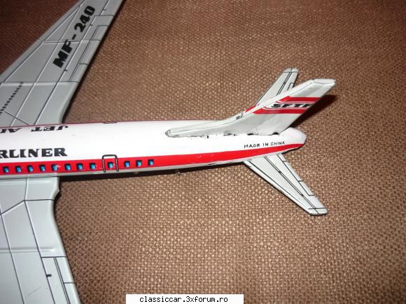 jucarii vechi din tabla romanesti avion din tabla china anii 70-80pret 70lei