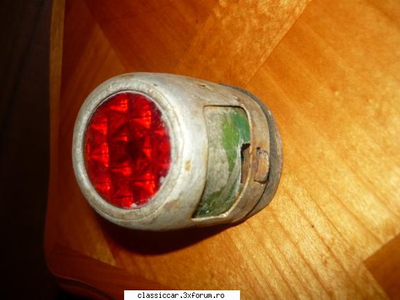 dacia 1300,lampa moto veche ,si alte piese poza3