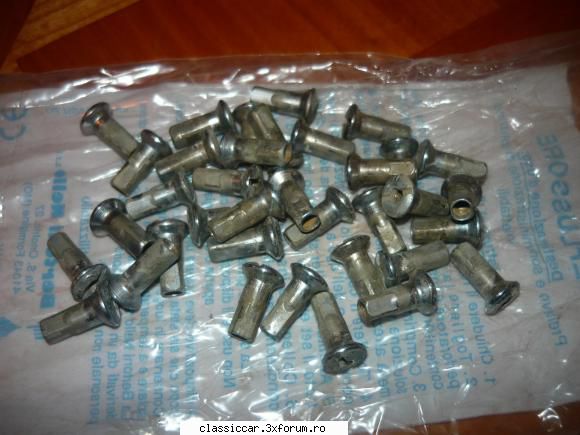 dacia 1300,lampa moto veche ,si alte piese piulite moto -36 bucati nichel foarte bun sunt originale