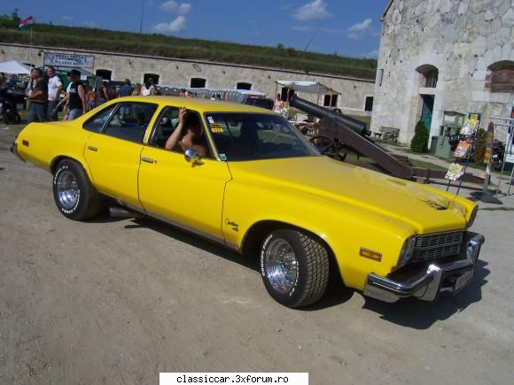 si citeva poze de la editia 2009!..a meritat din plin drumul si efortul de a merge acolo
in  incinta