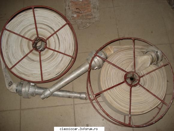 lungime 20 la ambele capete. am doua bucati,nu au fost folosite niciodata. pret 100 lei. :hi: furtun