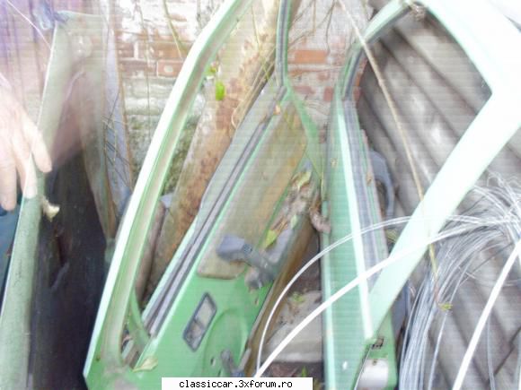 piese lastun gasit nene ograda ceva piese lastun.are multe elemente caroserie din motor cutie