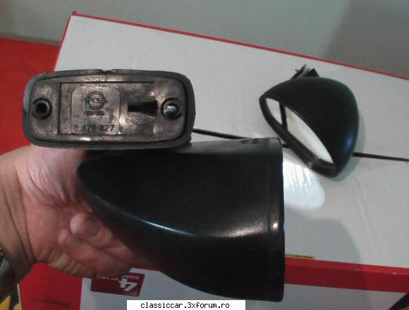 inclusiv distanta dintre suruburile de prindere este aceeasi ca la dacia. vand oglinzi sport opel