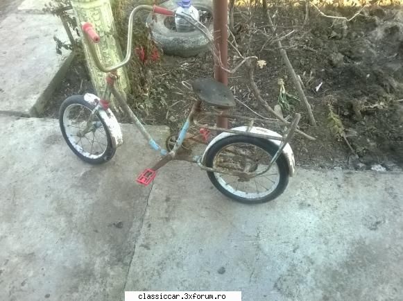 bicicleta veche ajutati identific? cateva luni sunt unei biciclete vechi copii,in stare cat cat