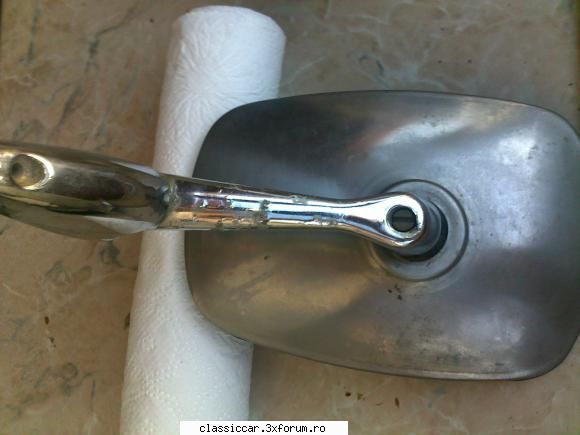 claxon oglinzi buson oglinda mare