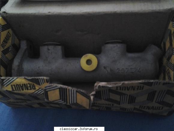 foto vand pompa de frana pentr r12, r15, r17