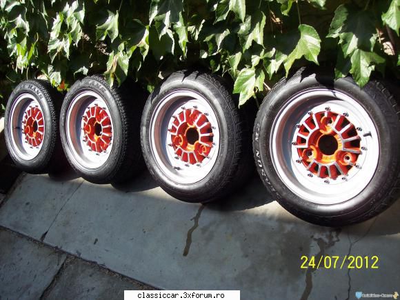 vand cauciucuri dunlop