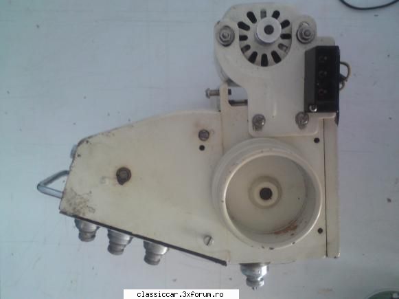 masina cusut seiko are pedala cureaua motor tambur.