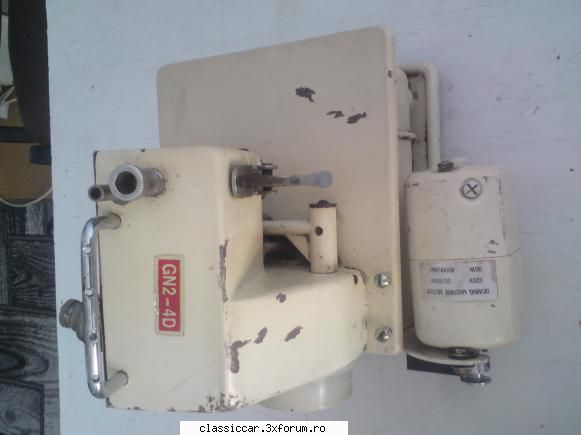 90 de lei. masina de cusut seiko