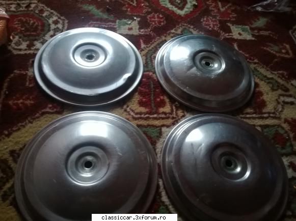piese dacia 1300 adauga seturi capace vanzare:-4 capace ozn 80lei-4 capace romb 70lei
