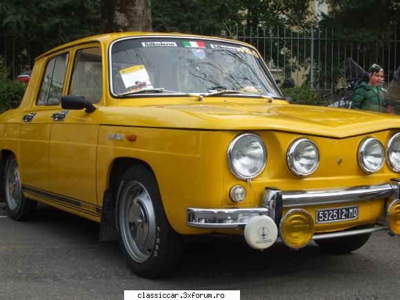 prin italia linia aripi este regulata dunga aripa din fata tinde coboare jos partea din fata ...