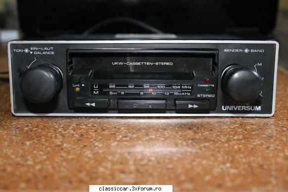 radiouri blaupunkt, etc) radio universum. l-am cumparat personal din germania. probat. are iesiri,