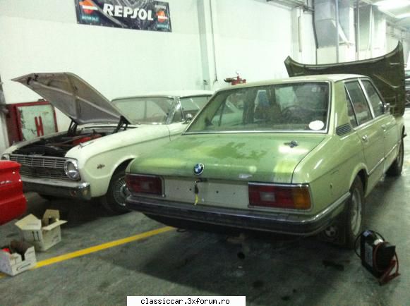 mercedes w114 250, bmw 525 e12 altele asta era seara inainte inceapa