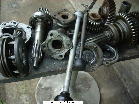 cutia transfer piese din cutia viteze aro m461 vand cutie viteze pentru aro m461 originala urme