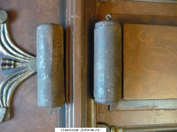 pendula veche podea aanul 1871 poza