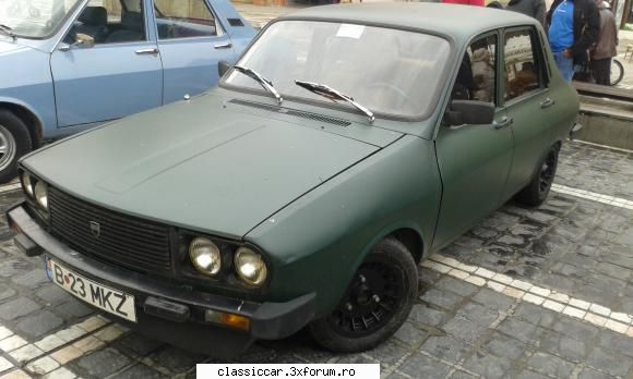 dacia classic brasov mai 2014 una culoare simpatica, verde mat.