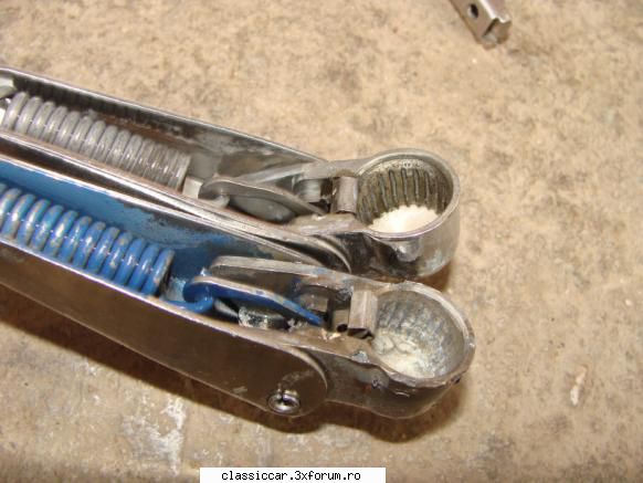 vand piese pentru renault 10/dacia 1100