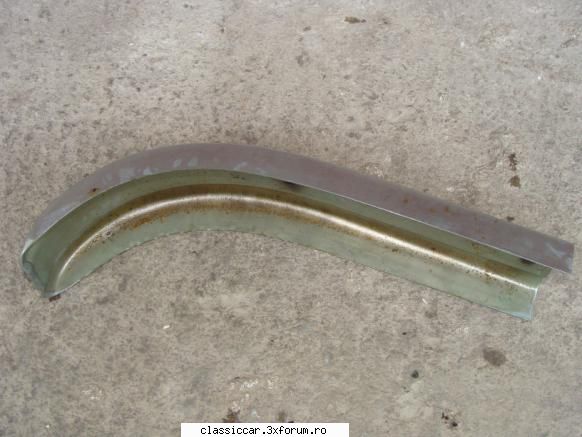 vand piese pentru renault 10/dacia 1100 sivandut!