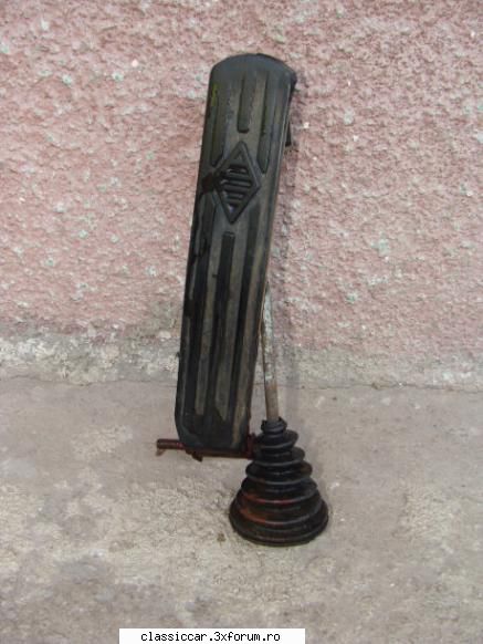 vand piese pentru renault 10/dacia 1100 adyc scris:ai cumva streasini r10?da dar sunt cam pret:20