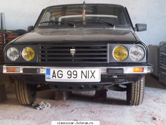 dacia 1300-ph vba faine rau becurile galbene uite poza negresa mea !  tot becuri