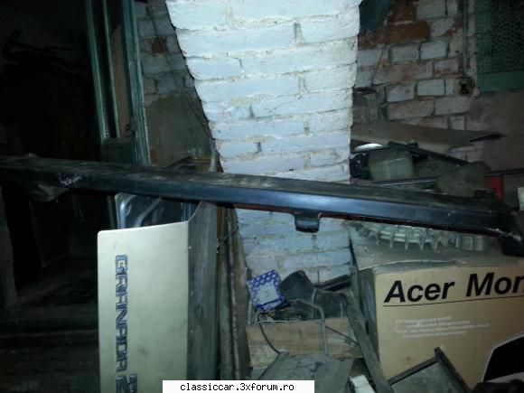 vand eleron hella anii '80 (foarte usor) vand eleron hella fabricat anii presupun este foarte usor