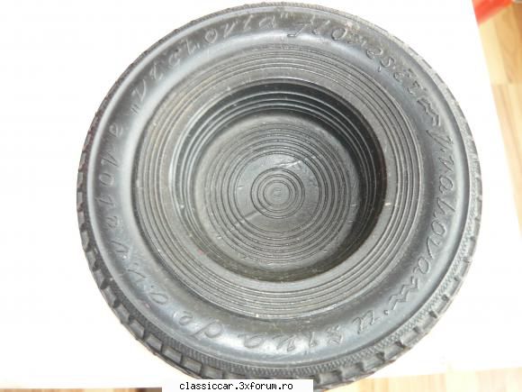 scrumiere cauciuc vctoria floresti poza