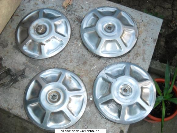 vecini dacia1300 adunate pozele capace,nu sunt ele asa cum vad poza