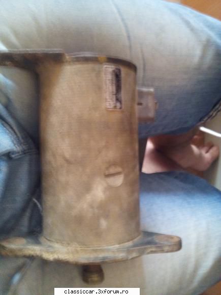 vand multicar vinte una bucata alternator sau dinam stiu exact este. mentionez cine spus este