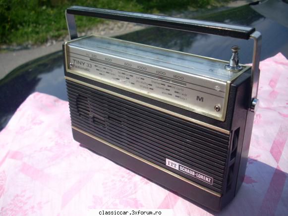 radiouri germane adaug radio portabil itt chaub lorenz tiny made germany, lansat 1972aspect buna