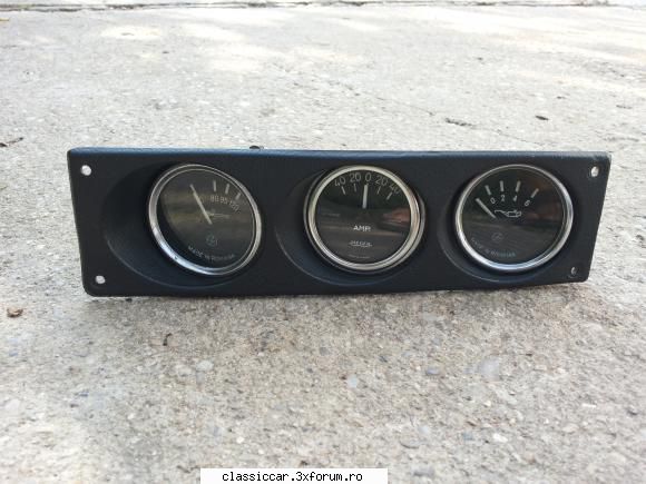 vand ceasuri din fibra de 70 lei. ceasuri