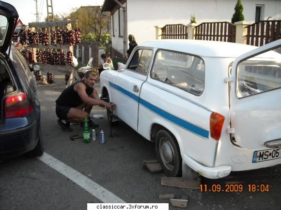 trabant combi 600 63' primul eveniment. blocat roata Corespondent 