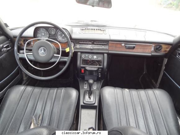 incepand cu 1968

aici un interior de w114 250 coupe volan clasic