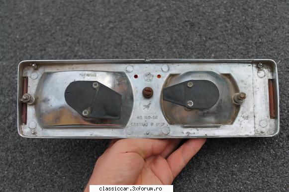 din spate: stop complet  si bara spate pentru lada