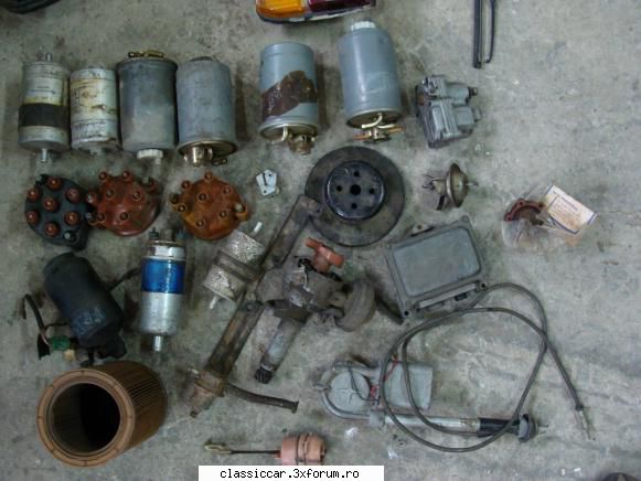 piese mercedes benzina, cea argintiu albastru siantena din dreapta joss-au dat)