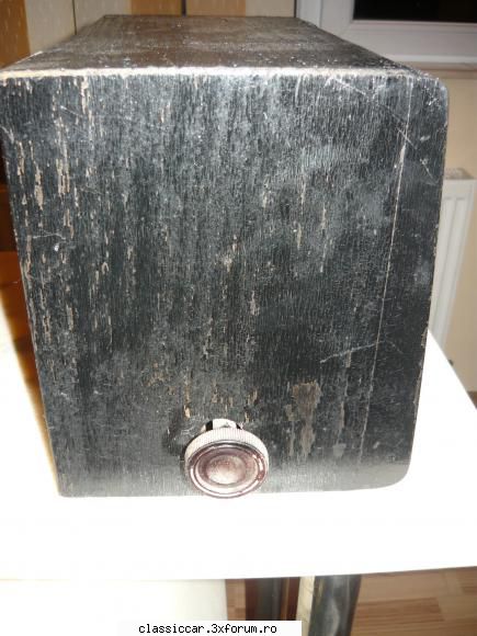 radio popular romanesc anii poza 3are buton partea stinga ,altul dreapta