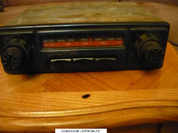 lichidare colectie radiouri auto vechi anii numai 7lira-50 lei