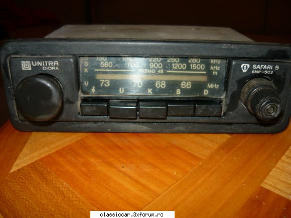 lichidare colectie radiouri auto vechi anii numai radio unitra-50 lei